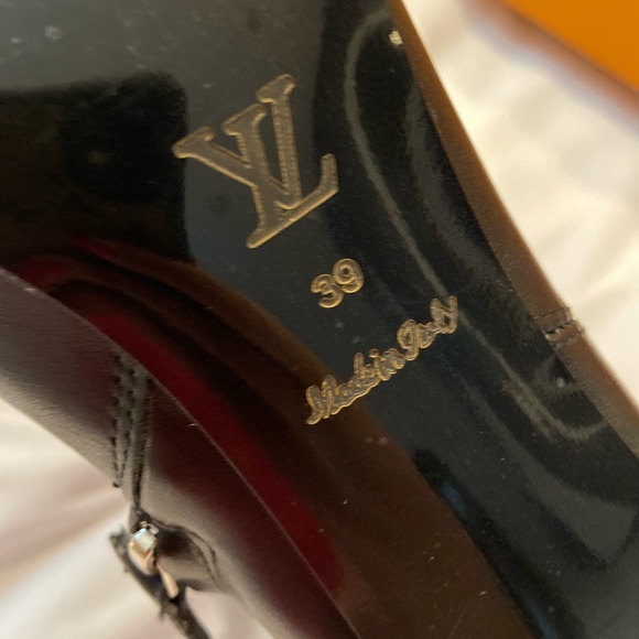 Louis Vuitton black boots - Picture 11 of 11